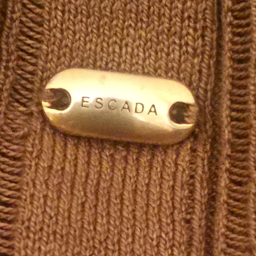 ESCADA  blouse metallic silver threads. - Picture 3 of 4